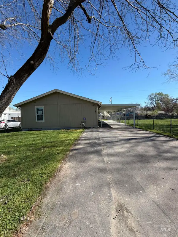321 Joliet St, Caldwell, ID 83605