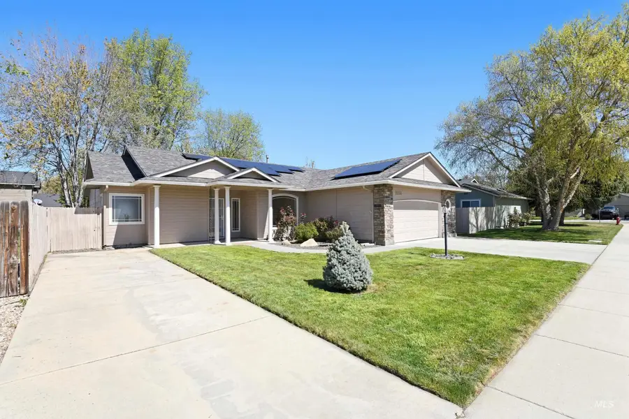 2250 E Katelyn Dr, Meridian, ID 83646 - #2