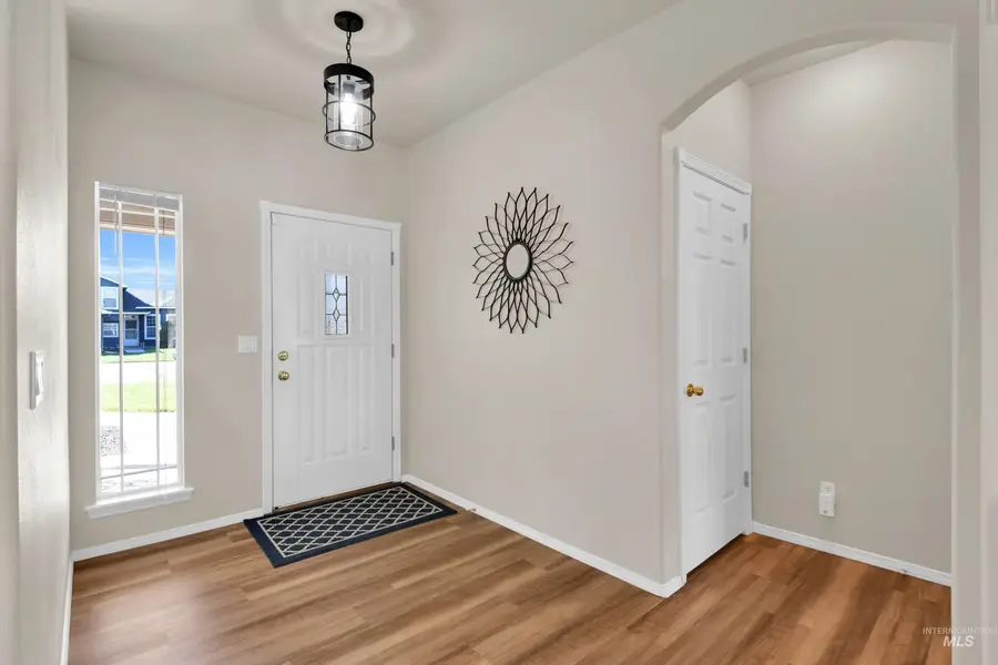 2250 E Katelyn Dr, Meridian, ID 83646 - #3