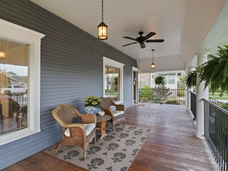 610 E 1st Street, Emmett, ID 83617 - #2