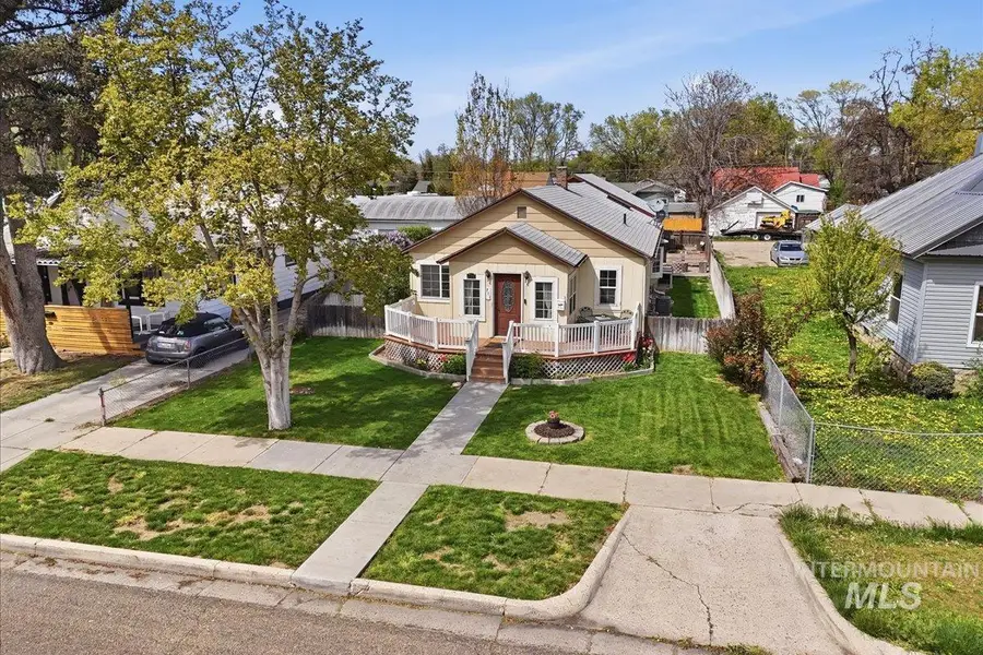 711 7th Ave, Nampa, ID 83651 - #3