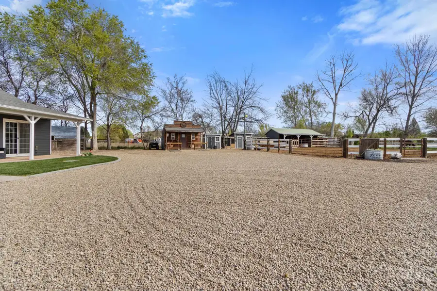 27 N Pit Lane, Nampa, ID 83687 - #3