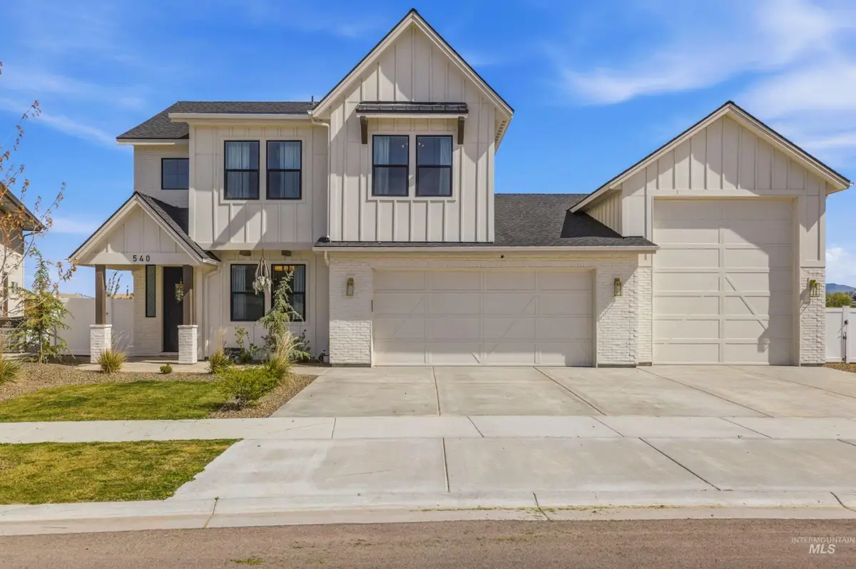 540 E Jarvis Ct, Meridian, ID 83642 - #1