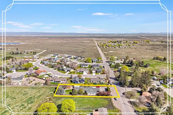 309 N Grape St, Shoshone, ID 83352