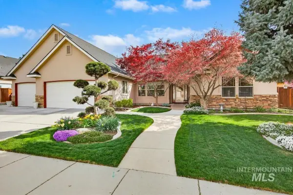 2305 E Chimere Dr, Meridian, ID 83646