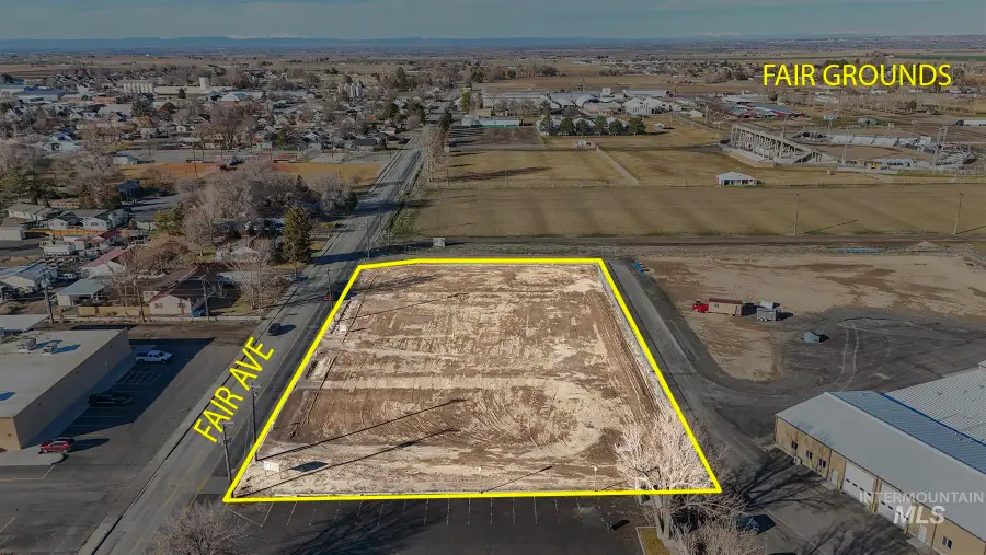 803 Fair Ave, Filer, ID 83328 - #3