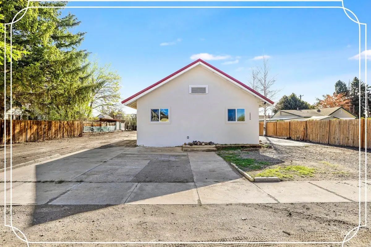 1226 Washington St, Gooding, ID 83330 - #1