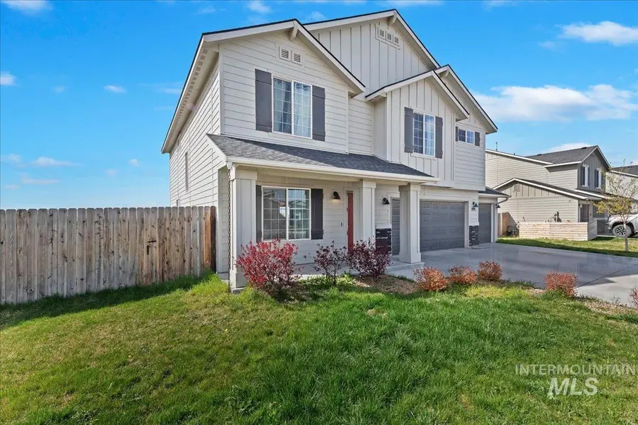 895 SW Miner St, Mountain Home, ID 83647 - #3