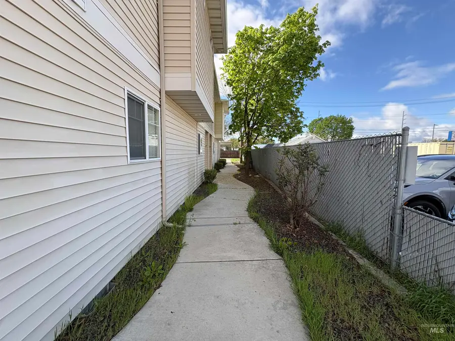 119-125 E King St, Meridian, ID 83642 - #3