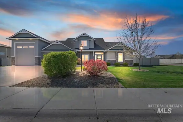 8143 Swiftwater Dr, Nampa, ID 83686