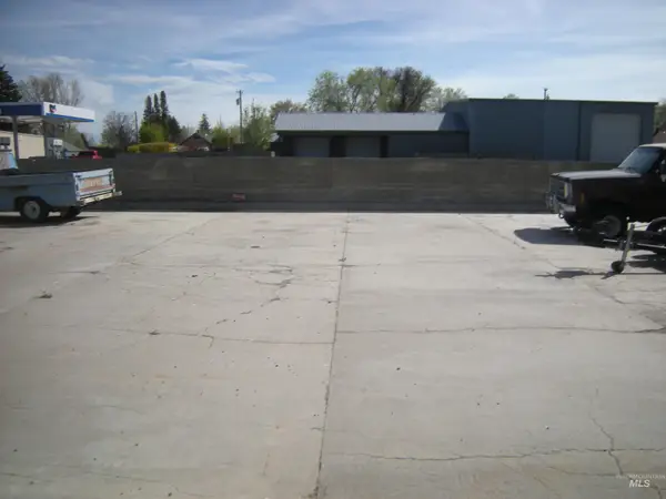 Appr 400 Railroad St S. Lots 16,17,18 Blk 5, Hazelton, ID 83355