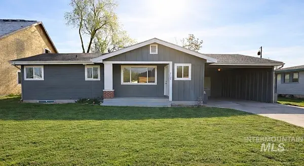 1030 N 6th East, Mountain Home, ID 83647