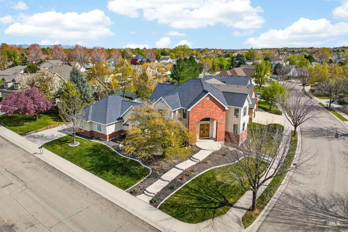 479 W Polar Bear, Meridian, ID 83642 - #1