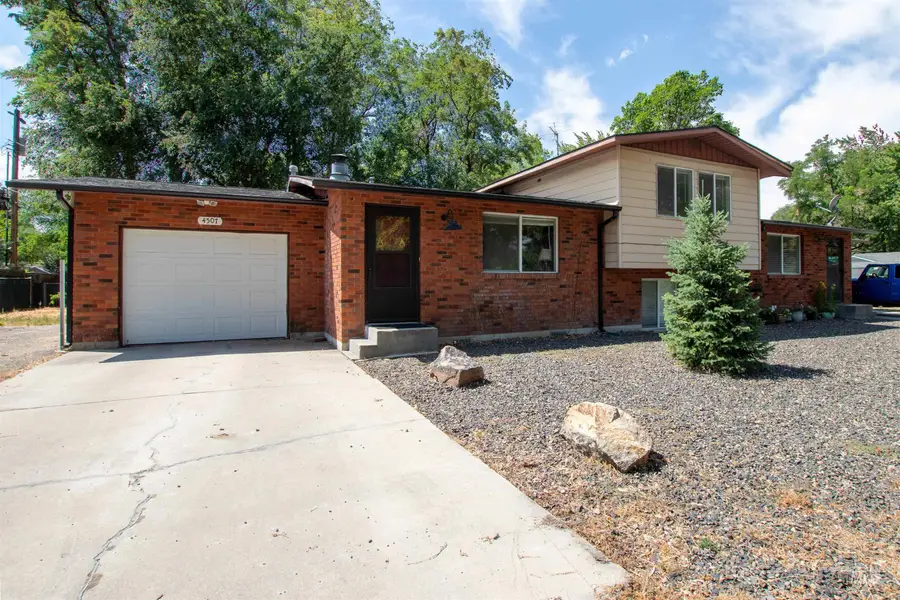 4507/4509 W Forsythia Drive, Boise, ID 83703 - #3