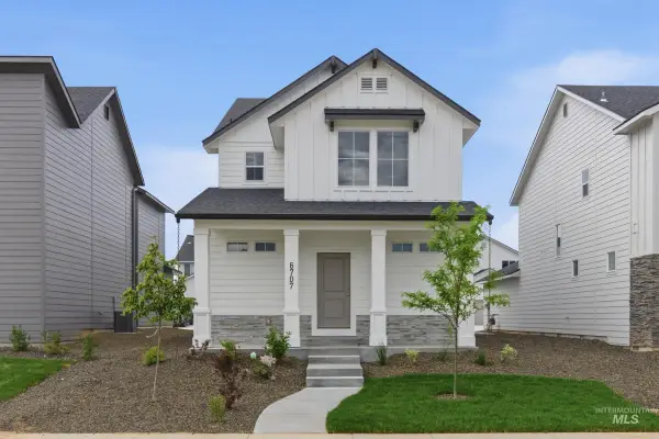6707 W Fairy Falls Dr, Meridian, ID 83646