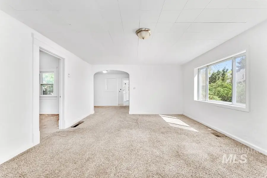 2008 N 19th St, Boise, ID 83702 - #2