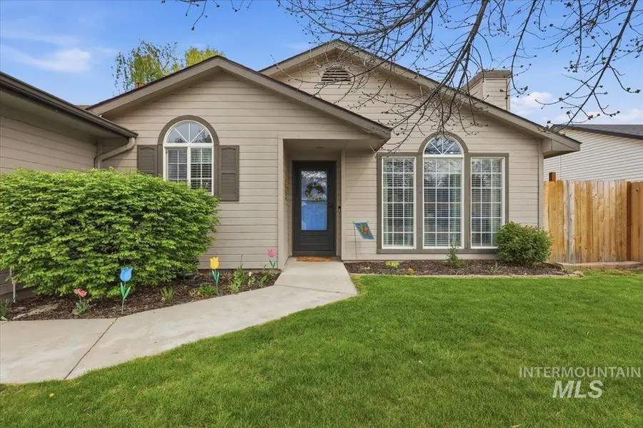 428 W Woodbury Dr, Meridian, ID 83646 - #2