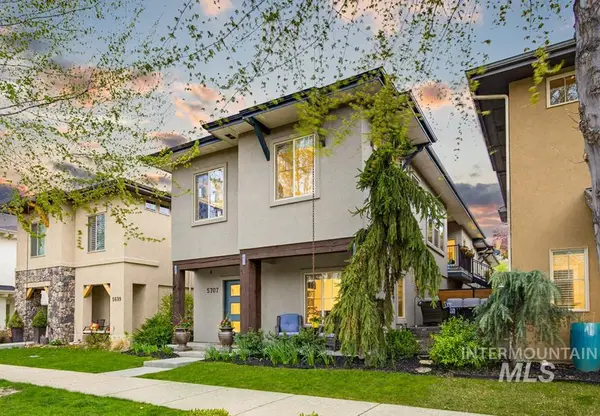 5707 W Hidden Springs Dr, Boise, ID 83714