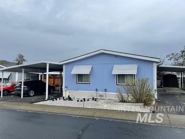 1430 Chestnut #10, Clarkston, WA 99403