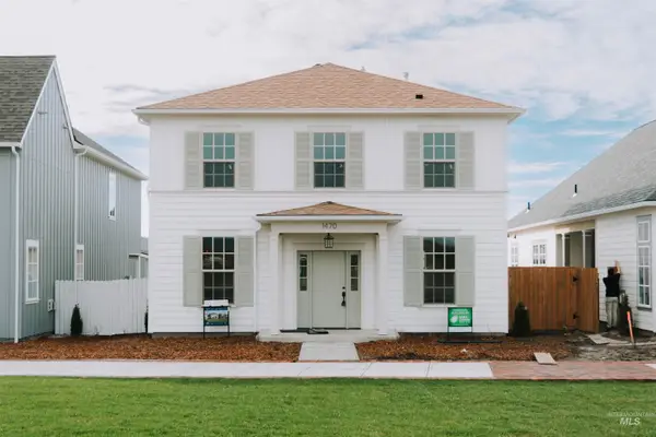 1460 Woodbury Drive #Evergreen, Moscow, ID 83843