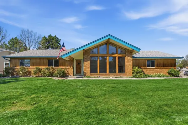 9917 W Whirlaway, Boise, ID 83704