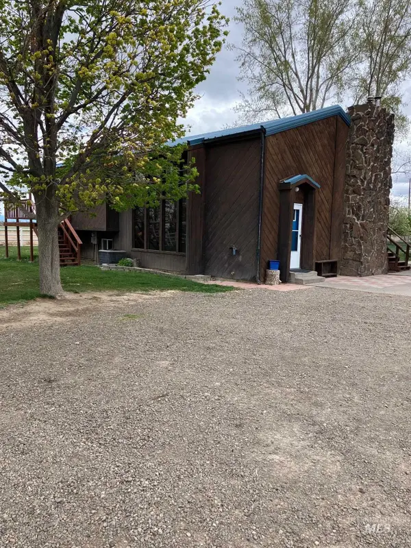 1531 Briarwood Ln, Twin Falls, ID 83301