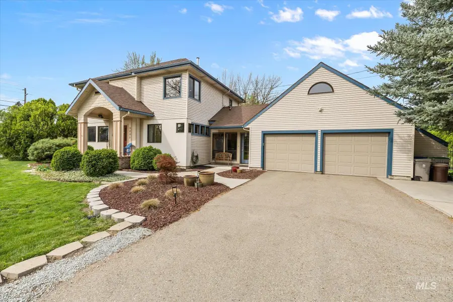 3235 Mountain View Dr, Boise, ID 83704 - #2