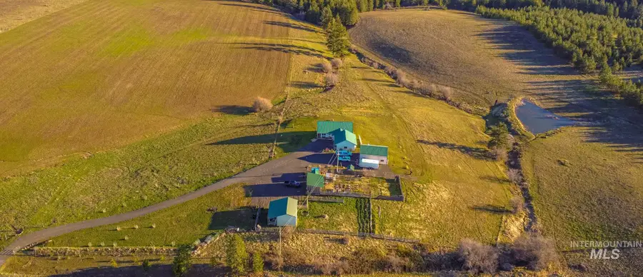 5404 Freeman Creek Rd, Lenore, ID 83541 - #3