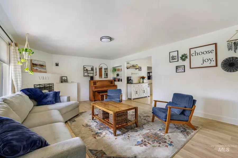 1233 Alder Dr., Twin Falls, ID 83301 - #2