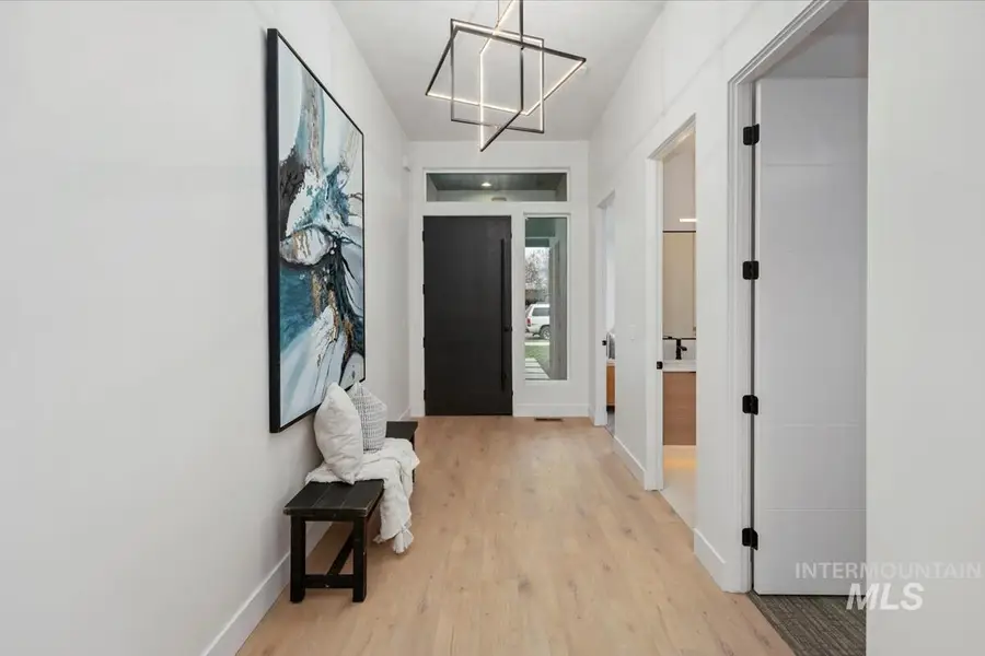 857 W Scoria Ct, Meridian, ID 83642 - #2