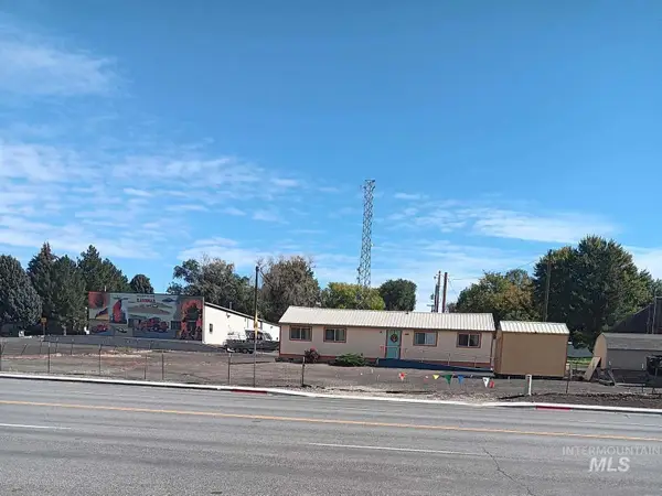 269 S State St, Hagerman, ID 83332