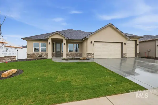 910 Whitewater Way, Emmett, ID 83617