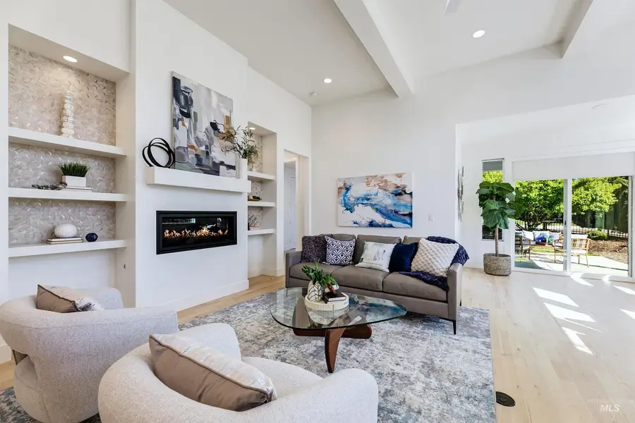 1425 E Jade Creek St, Eagle, ID 83616 - #2