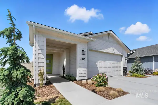 5520 W Lost Rapids St, Meridian, ID 83646