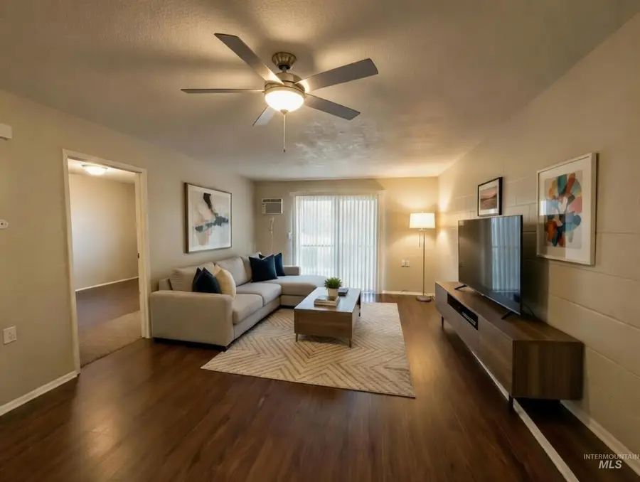 160 NW 3rd, Ontario, OR 97914 - #3