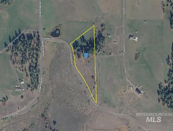 15 Amber Ave, Kooskia, ID 83539