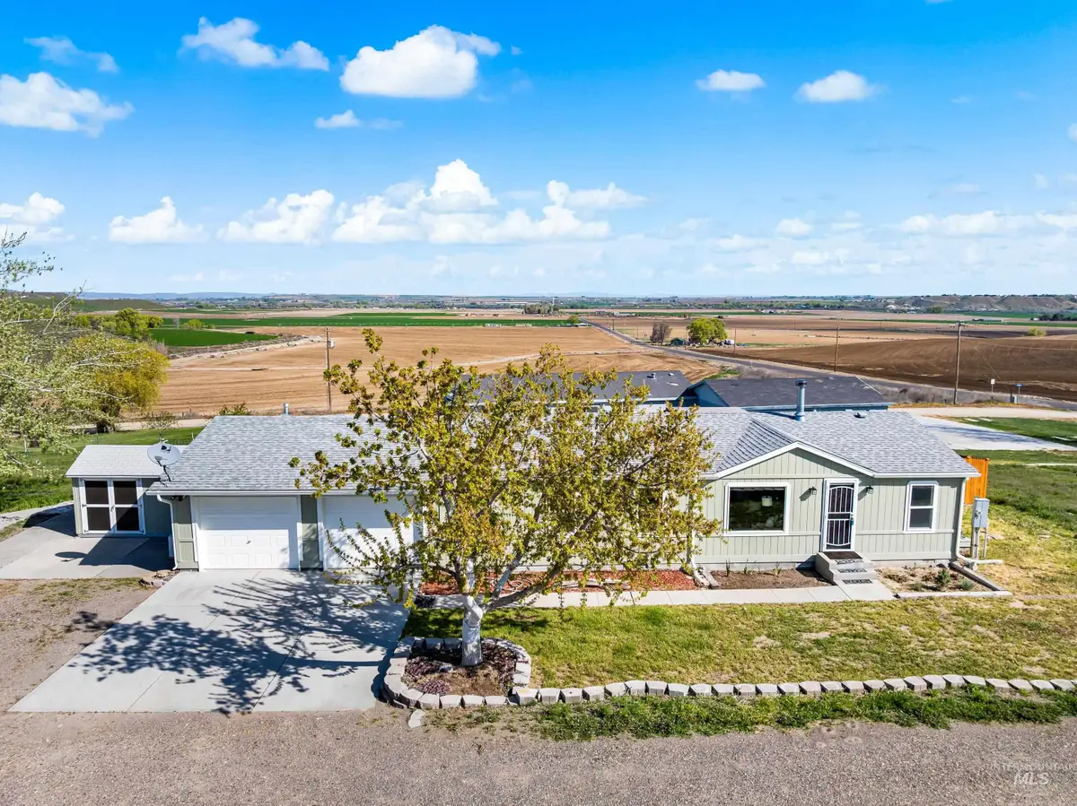 2427 Northside Rd, Homedale, ID 83628 - #1