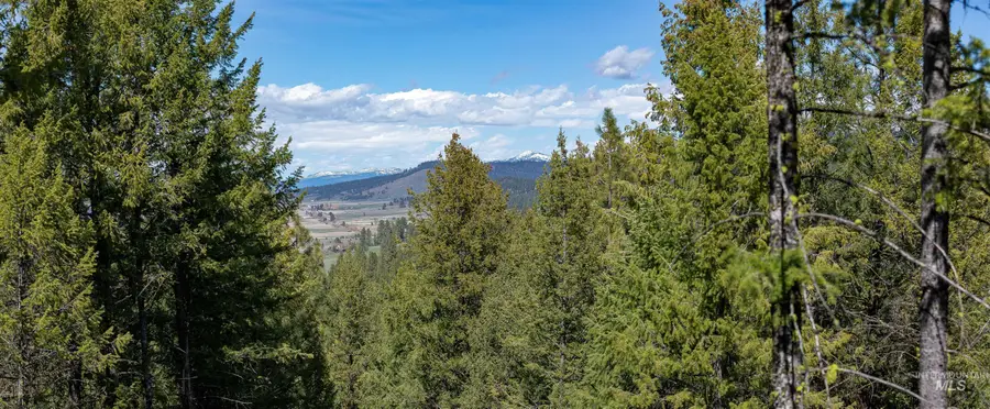 1562 Crown Point Parkway, Cascade, ID 83611 - #2