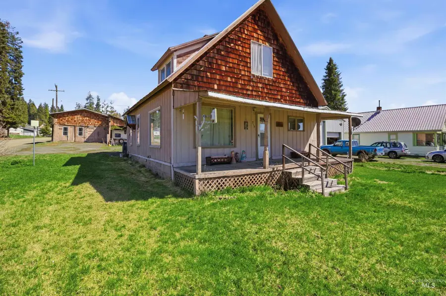 312 3rd Ave, Bovill, ID 83806 - #3