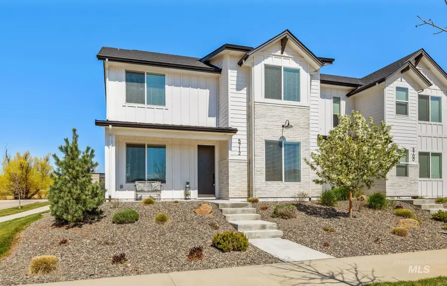 5712 W Elk Trail St, Eagle, ID 83714 - #2