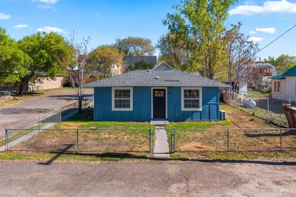 145 2nd St, Grand View, ID 83624 - #1