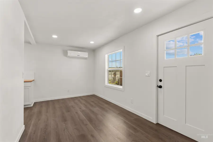 145 2nd St, Grand View, ID 83624 - #3