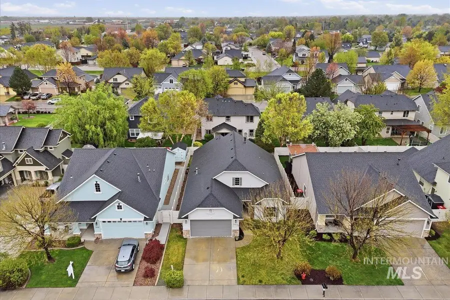 3024 N Christian Way, Meridian, ID 83646 - #3