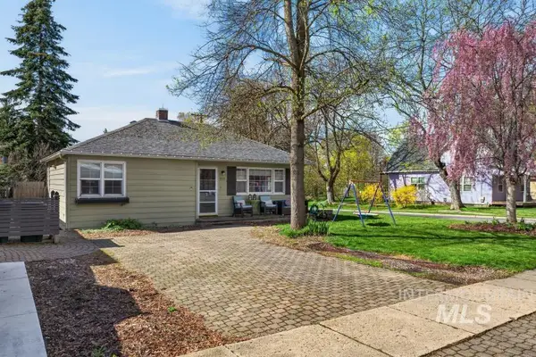 803 E 8th, Moscow, ID 83843