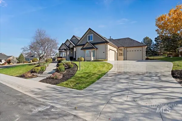 2804 S Island Dr, Nampa, ID 83686