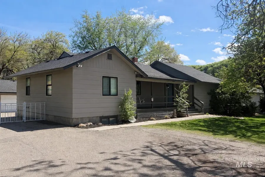 1132 S Powerline Rd, Nampa, ID 83686 - #2