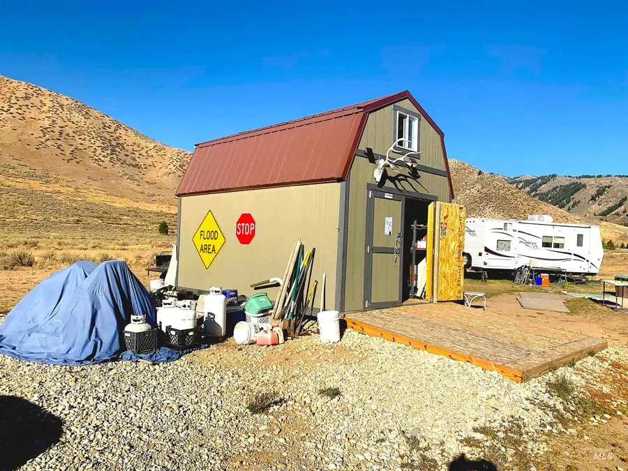 5050 E Baumgartner Rd, Featherville, ID 83647 - #3