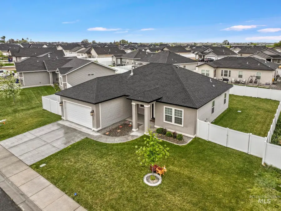 1362 Golden Pheasant Dr, Twin Falls, ID 83301 - #2