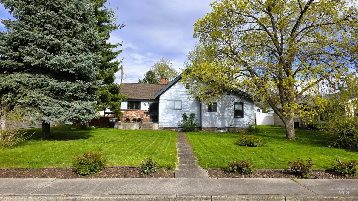 607 Burns Street, Clarkston, WA 99403 - #1