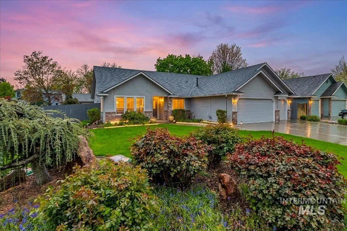 8689 W Atwater Dr, Boise, ID 83714 - #1